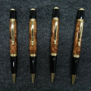 Christmas Pens 09