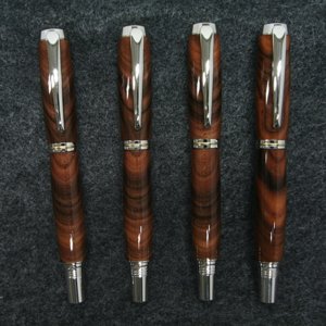 Christmas Pens 09