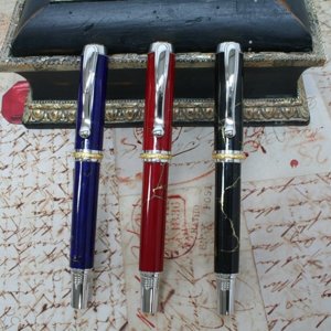 Christmas Pens 09