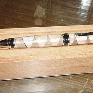 Simple pen case