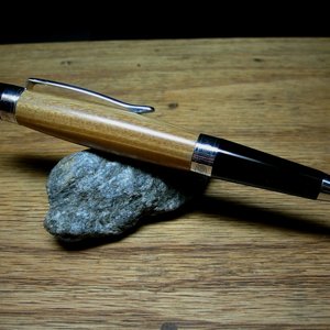 008: Palo santo sienna rhodium