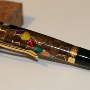 fish scale pen