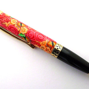 Red Rose Mesa Pen
