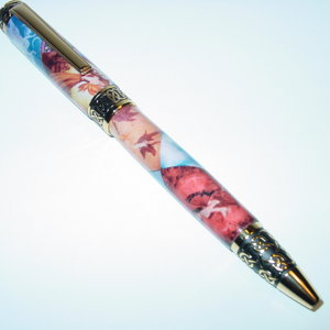Sculptured "Fairie" Pen