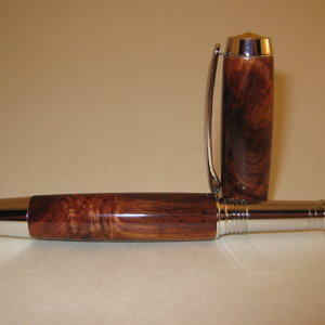 Rosewood Burl - Jr. Gent