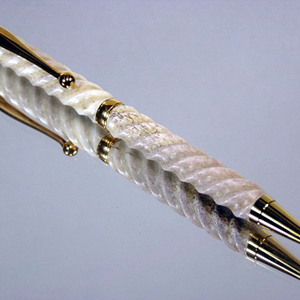 spiral design slimline whitetail deer antler