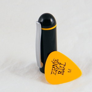 String-winder pen