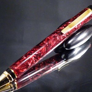 Red Crushed Velvet click cigar pen