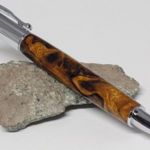 071: Desert Ironwood Burl - chrome zen rollerball