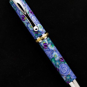 Toni's Blue Roses Jr.Statesman