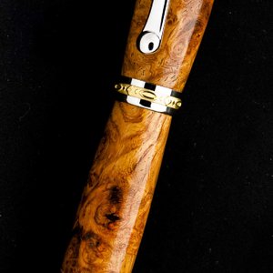 Closed End Jr. Statesman in Amboyna Burl