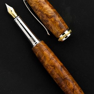 Closed End Jr. Statesman in Amboyna Burl