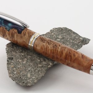 102: Hybrid burl cap/resin Gentlemen's rollerball