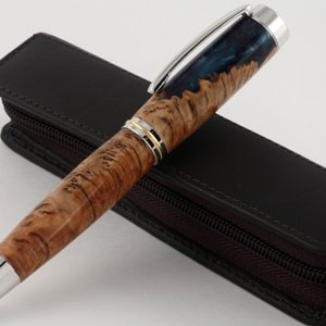 102: Hybrid burl cap/resin Gentlemen's rollerball