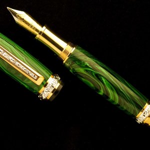 Malachite on Cambridge Fountain Pen