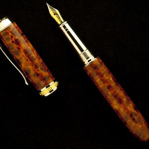 Amboyna Burl Jr Statesman Fountain Pen