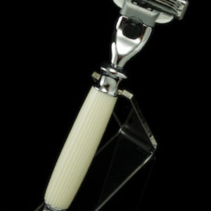 Alternate Casein Razor