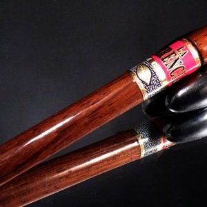 Kitless cigar