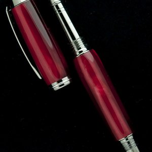 Madreperlato Red on Black Titanium Navigator