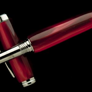 Madreperlato Red on Black Titanium Navigator