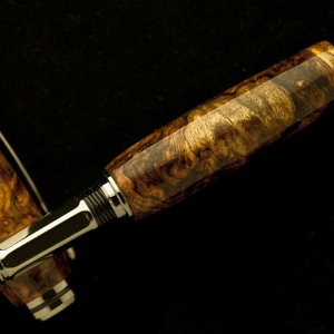 Honduran Rosewood Burl on Navigator