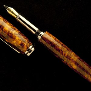 Honduran Rosewood Burl Closed End Navigator
