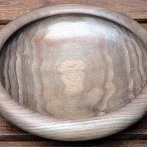 Rolled Edge Wallnut Bowl