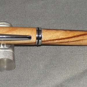 Cherry Fountain Pen 01