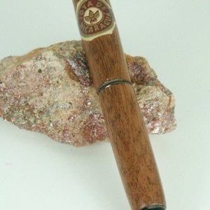 Closed end cigar