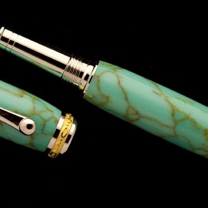 Closed End Kingsman Turquoise Jr. Statesman Fountain Pen