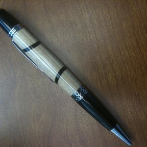 Maple and Cocobola Mesa Pen