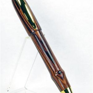 A Long Clicker looking like a 2 piece pen!