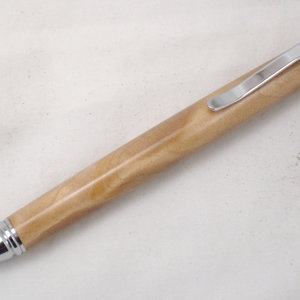Single barrel Cigar pen in quilted maple