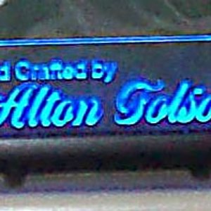 show sign