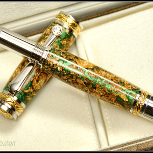 Gold Leaf Green