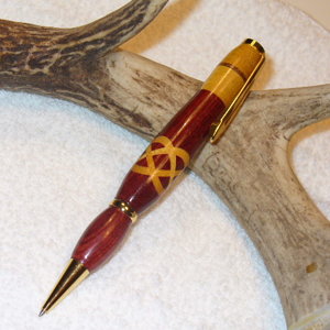 XXX-Celtic Knot in yellowheart, Bloodwood