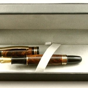 Screwbean Mesquite Churchill Fountain Pen