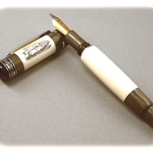 Alt. Ivory/Oak Ligero Fountain Pen