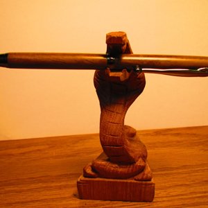 Lead wood pen