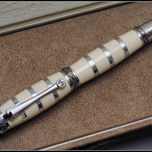 Mirrored Bands with Banded Ivory