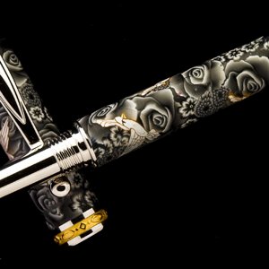 Toni's Black Roses