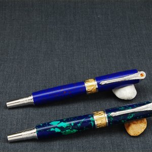 Final pens of 2011 (playing catch-up on showing off)
