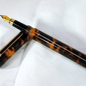 Tortoise Shell Acrylic