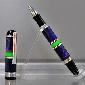 G. Willikers Purple-Green Segmented