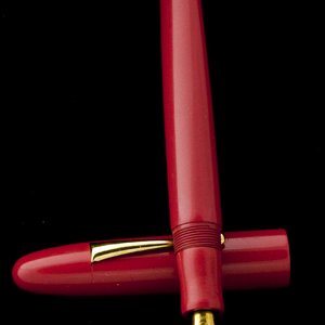 Red Ebonite Kitless