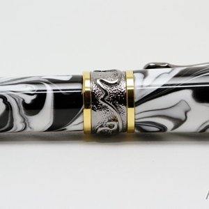 sceptre2