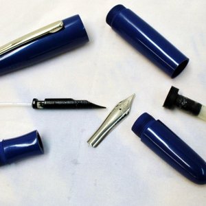 Blue Hard Rubber Bulb Filler