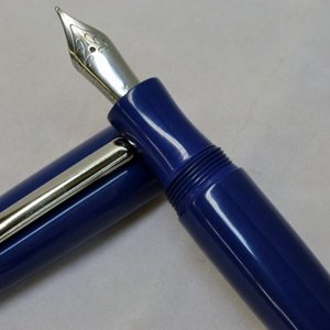 Custom Blue Ebonite Bulb Filler