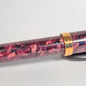 Worcester Sentinel fountain pen capped