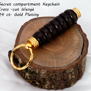 Secret compartment keychain